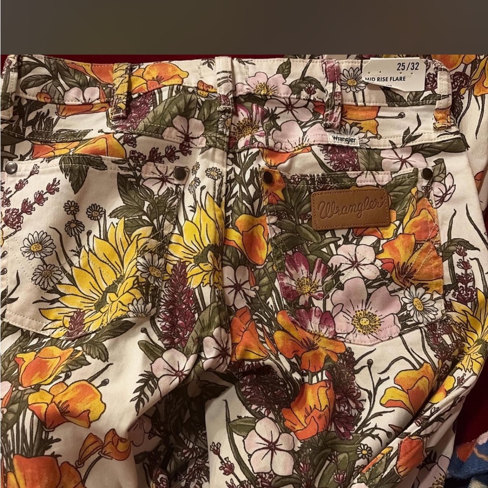 Wrangler Cream Jeans with Yellow & Orange Floral Print